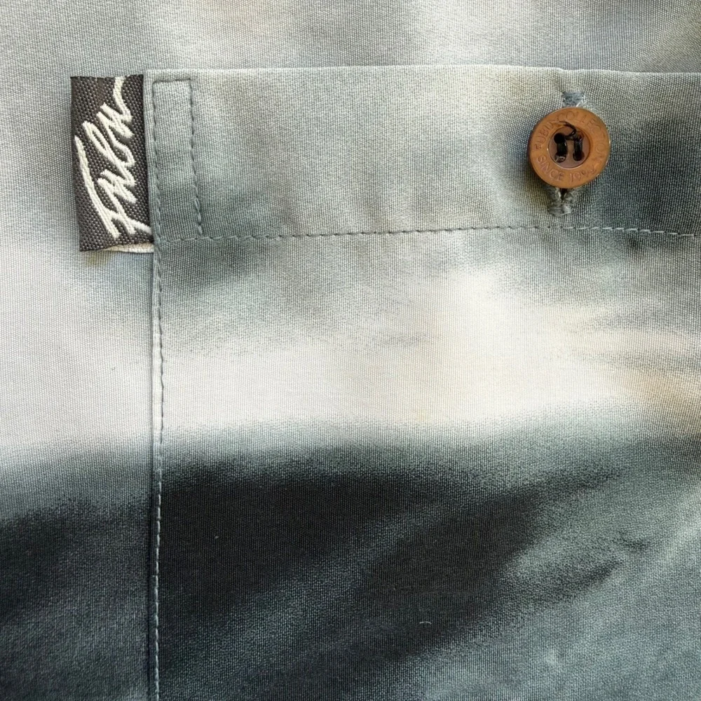Vintage FUBU Mens Dice Game Graphic Shirt Gray Black Short Sleeve Button Up L‎
